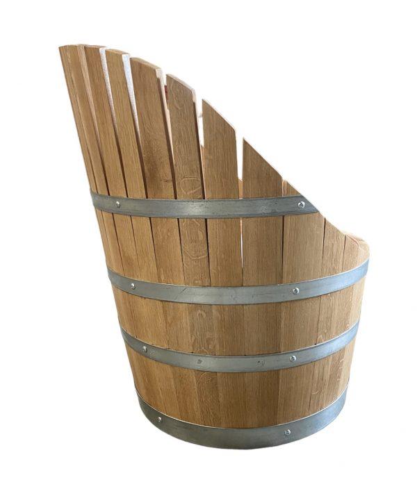 Assise design en douelles, finition peinte rose, style artisanal