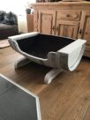 Lit pour chien en fût de vin – Couchage en chêne artisanal recyclé – Image 5