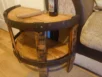 Table de bout en couvercle de fût de whisky – Chêne rustique artisanal – Image 2