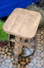 Tabouret haut en fût de whisky – Chêne massif artisanal – Image 3