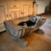 Lit pour chien en fût de vin – Couchage en chêne artisanal recyclé – Image 4