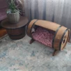 Niche rustique pour petit chien en bois d’aulne